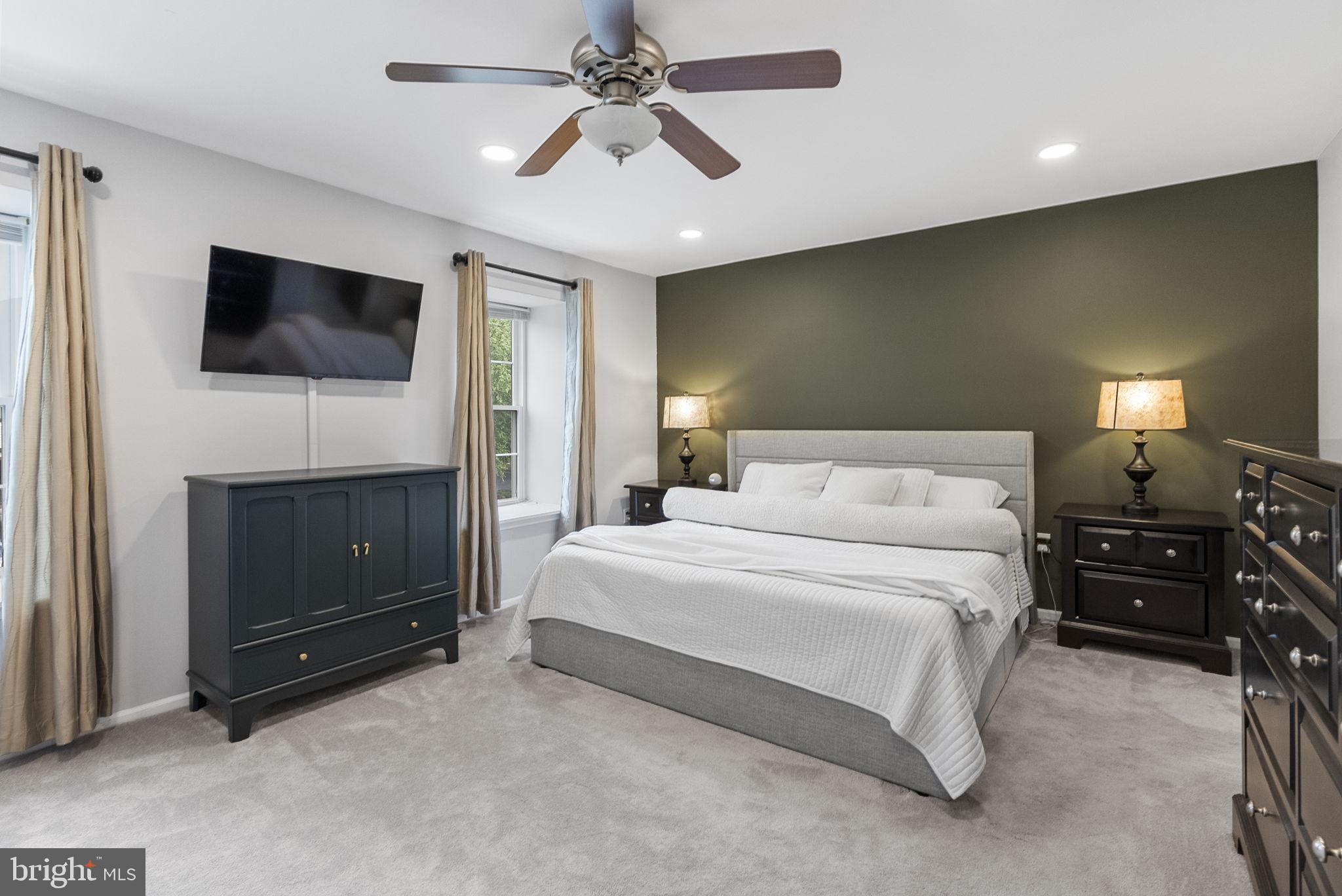 502 SEMINOLE GARDENS