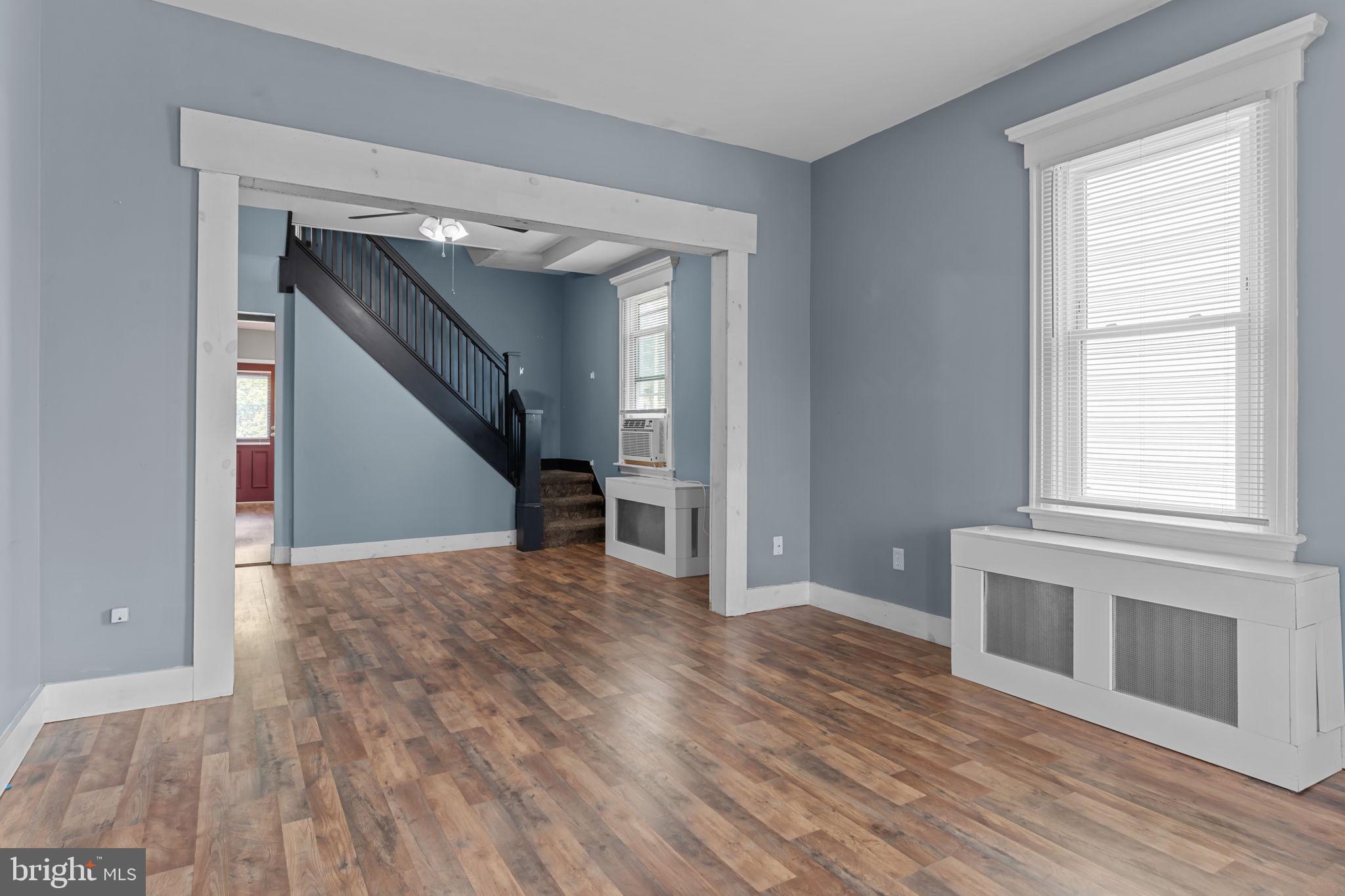 421 W 7TH STREET