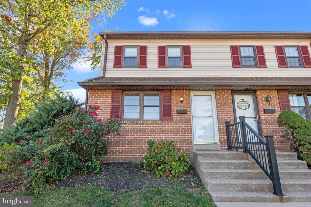 1006 N YORK ROAD 1