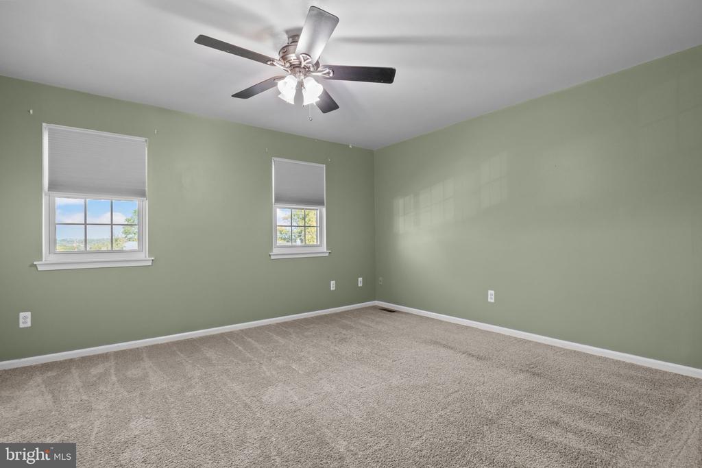 1006 N YORK ROAD 1
