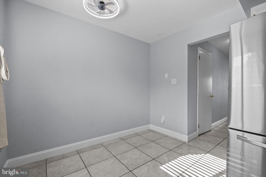1006 N YORK ROAD 1