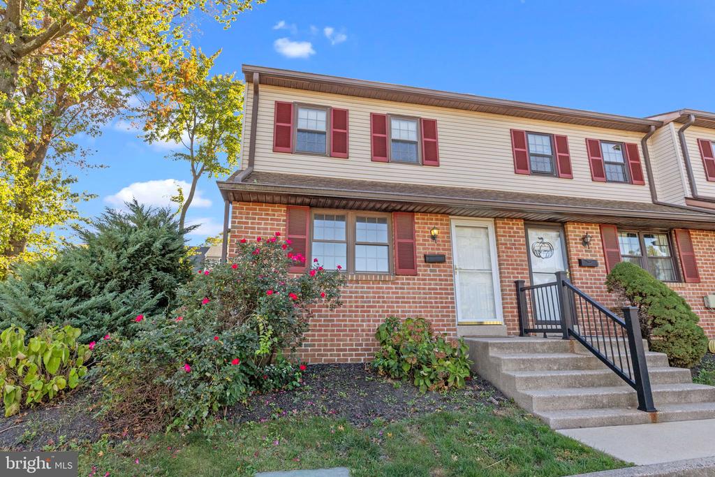 1006 N YORK ROAD 1