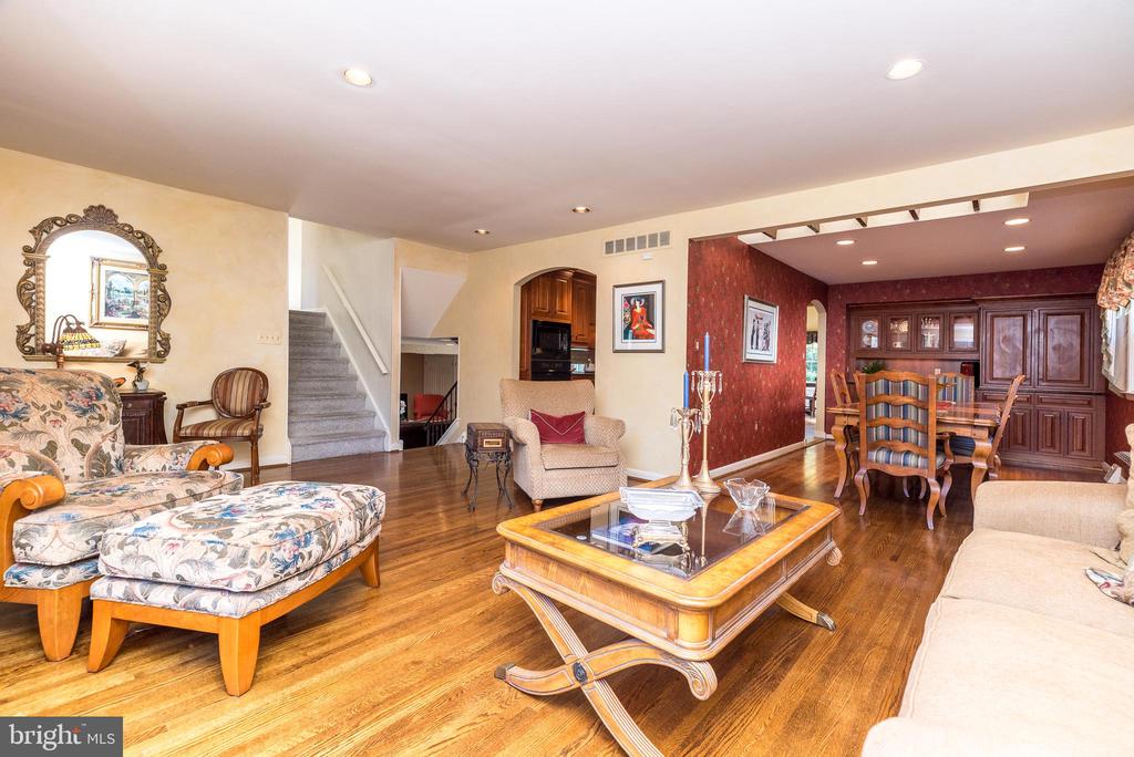1212 DUNCAN DRIVE