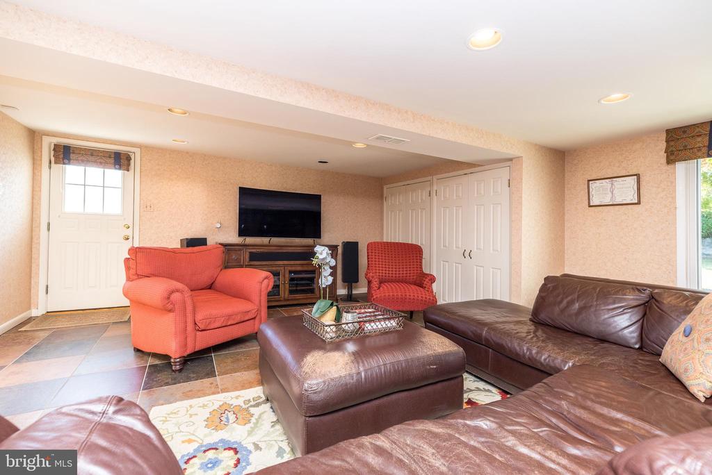 1212 DUNCAN DRIVE