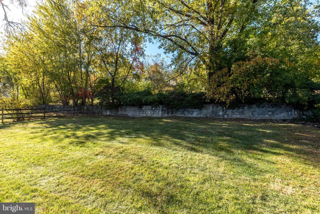 1212 DUNCAN DRIVE