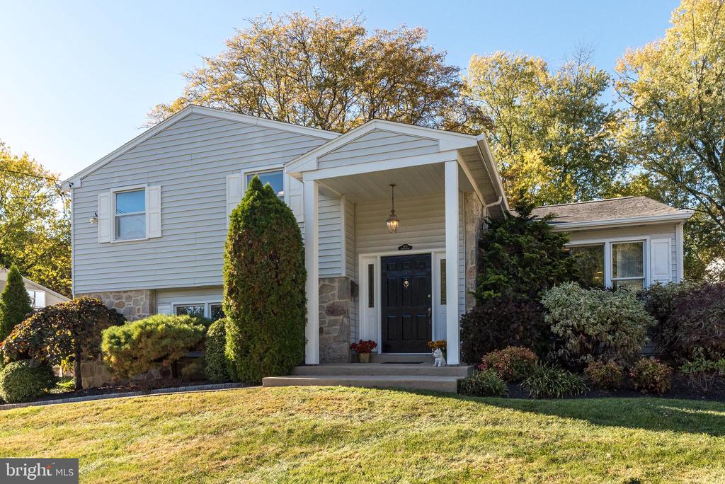 1212 DUNCAN DRIVE