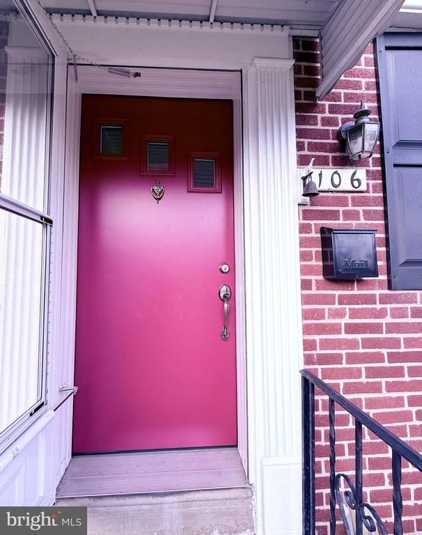 106 BONNET LANE