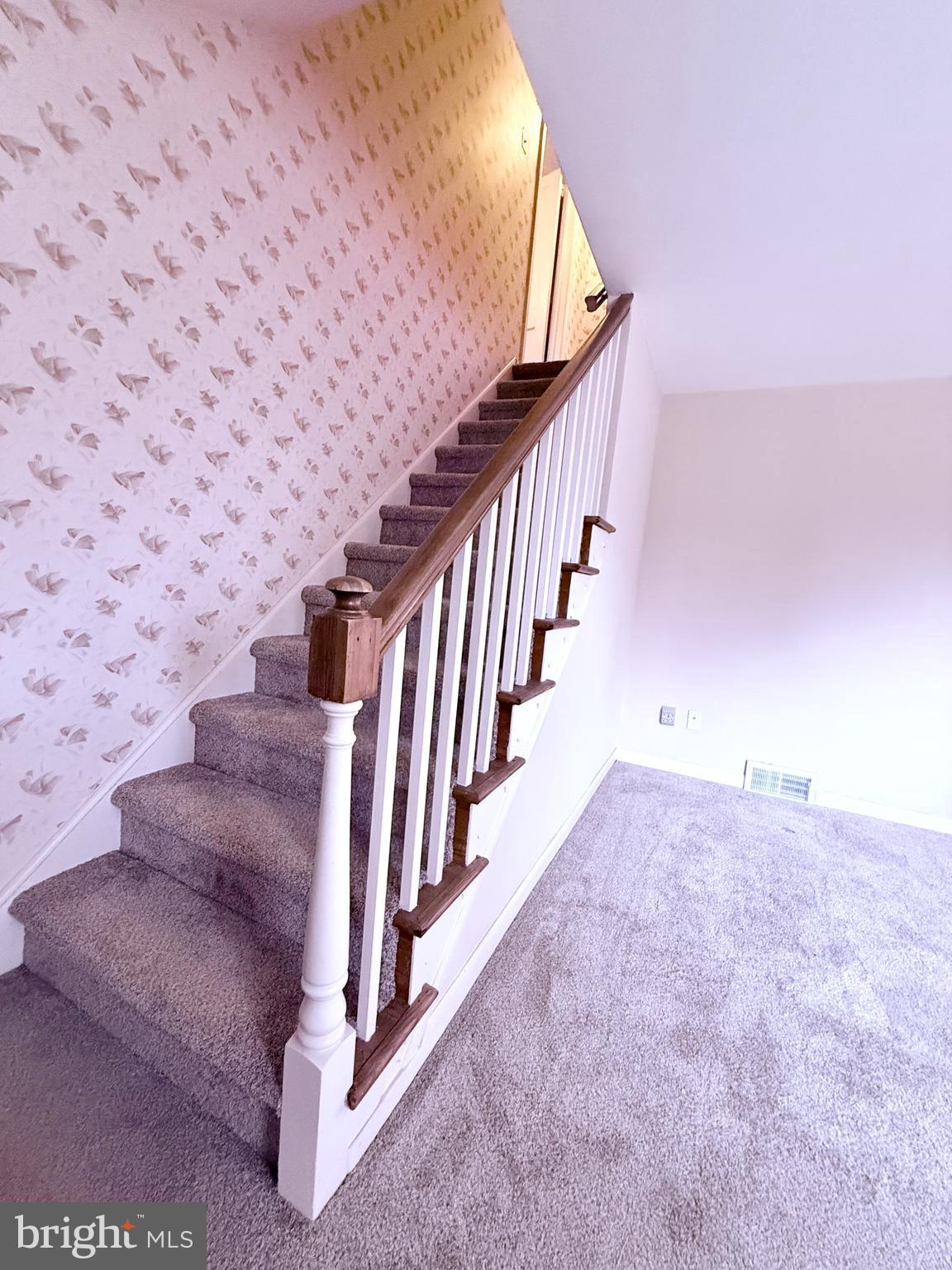 106 BONNET LANE