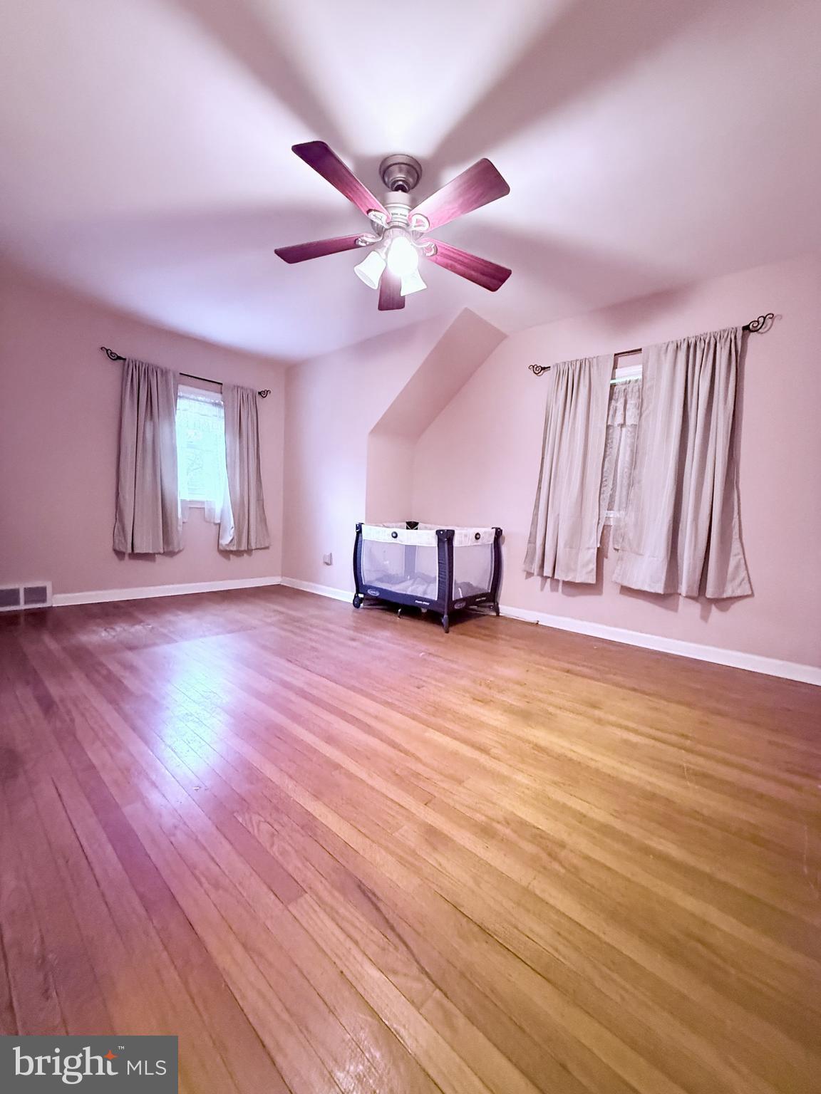 106 BONNET LANE