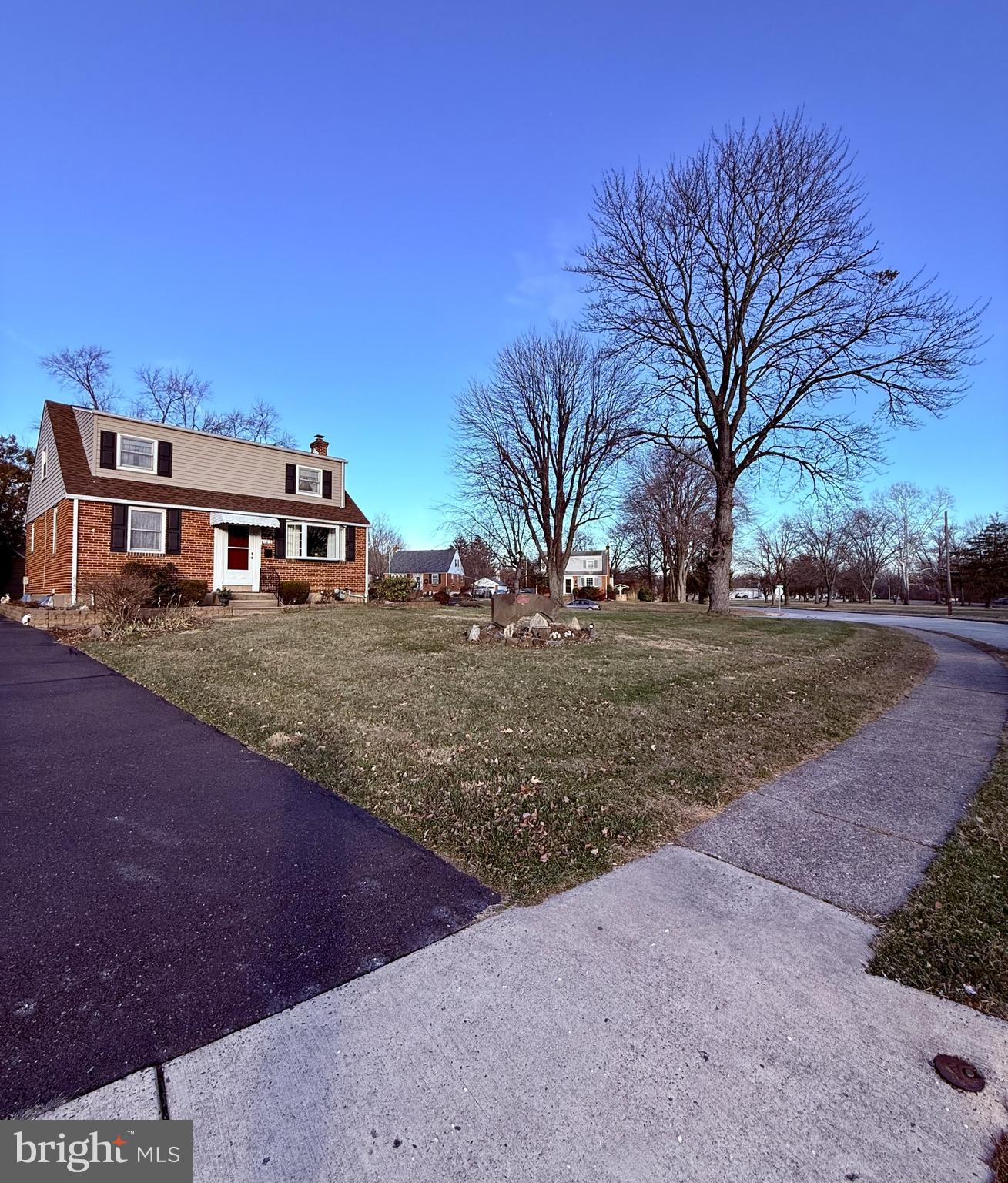 106 BONNET LANE