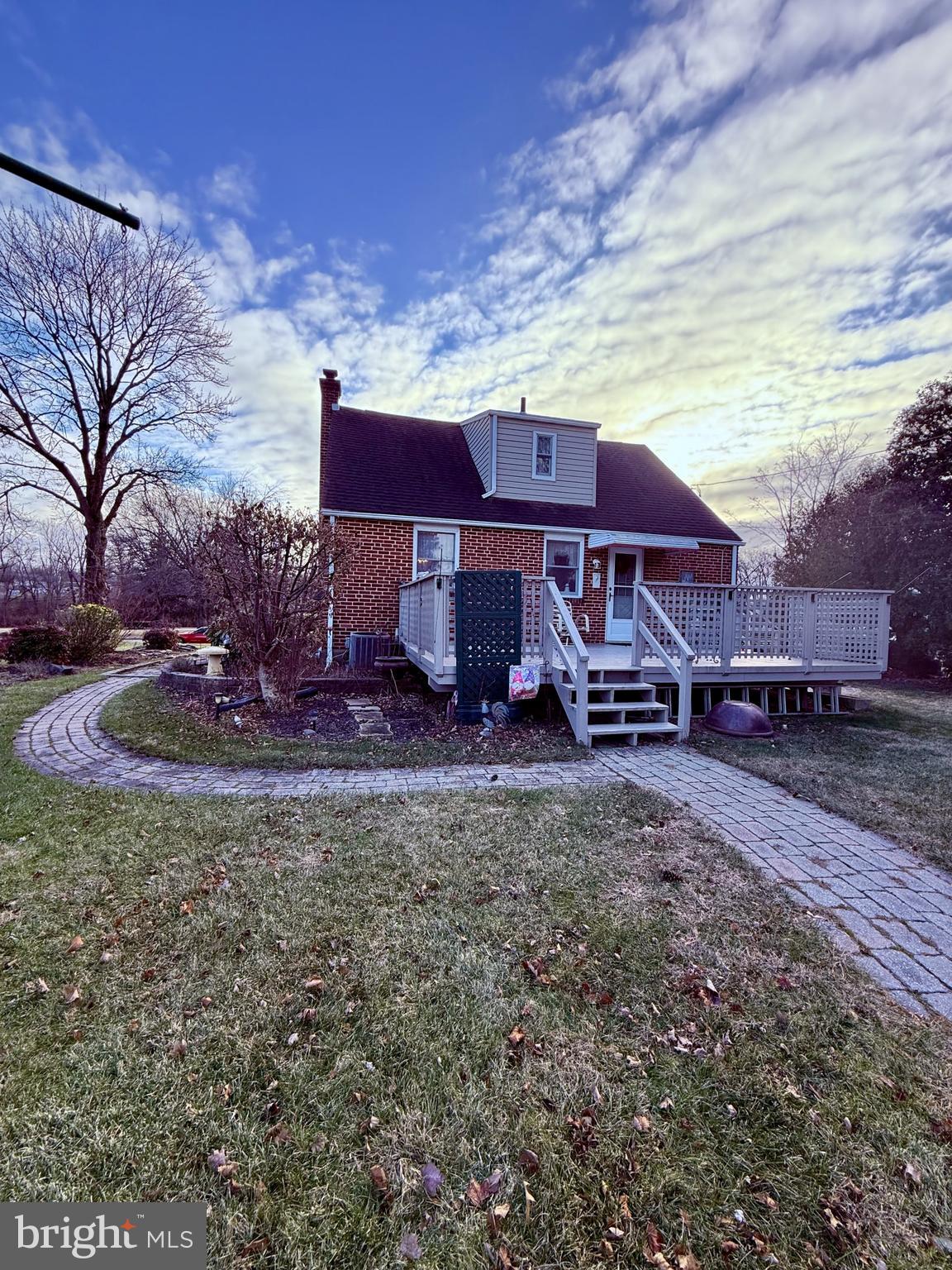 106 BONNET LANE