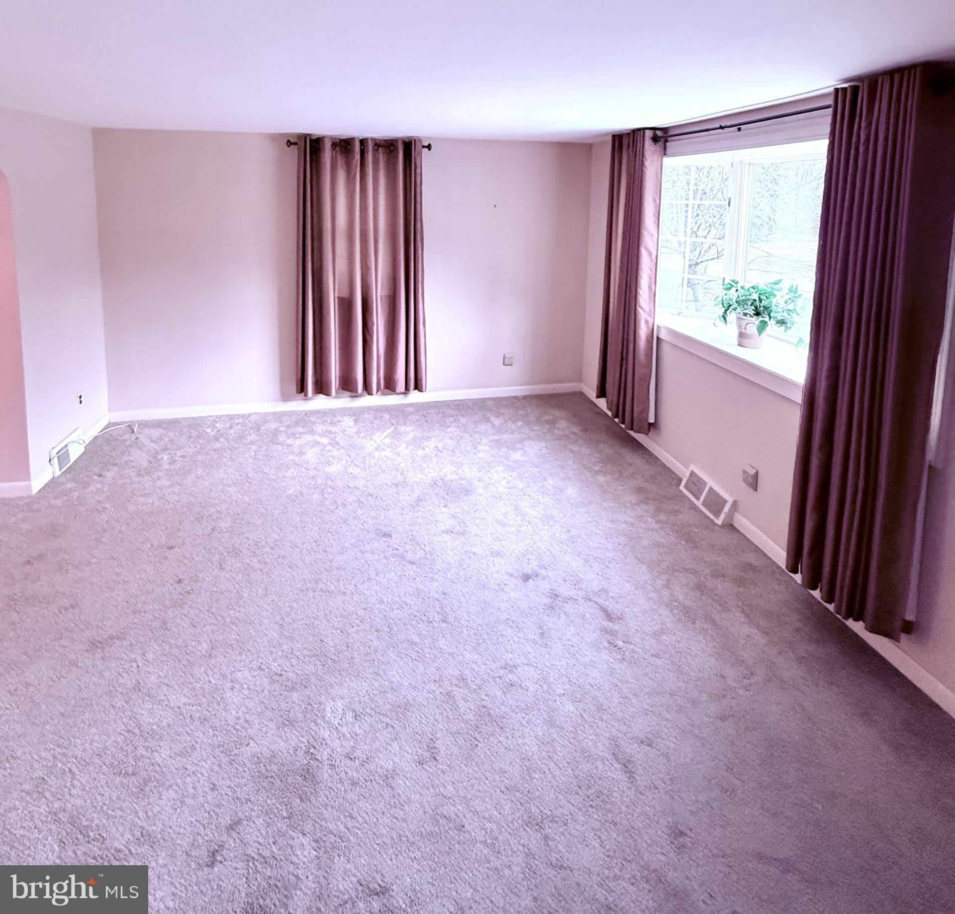 106 BONNET LANE
