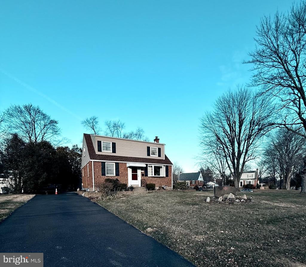 106 BONNET LANE