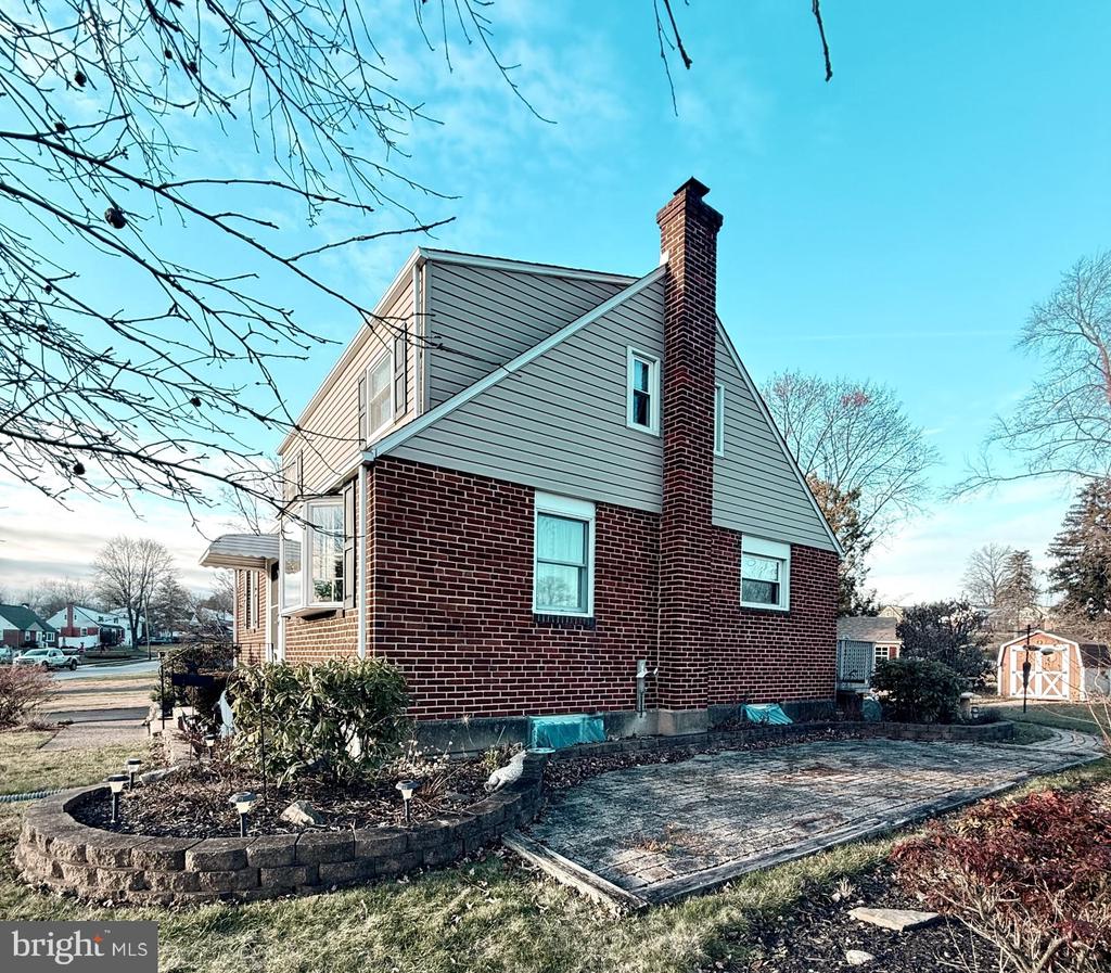 106 BONNET LANE
