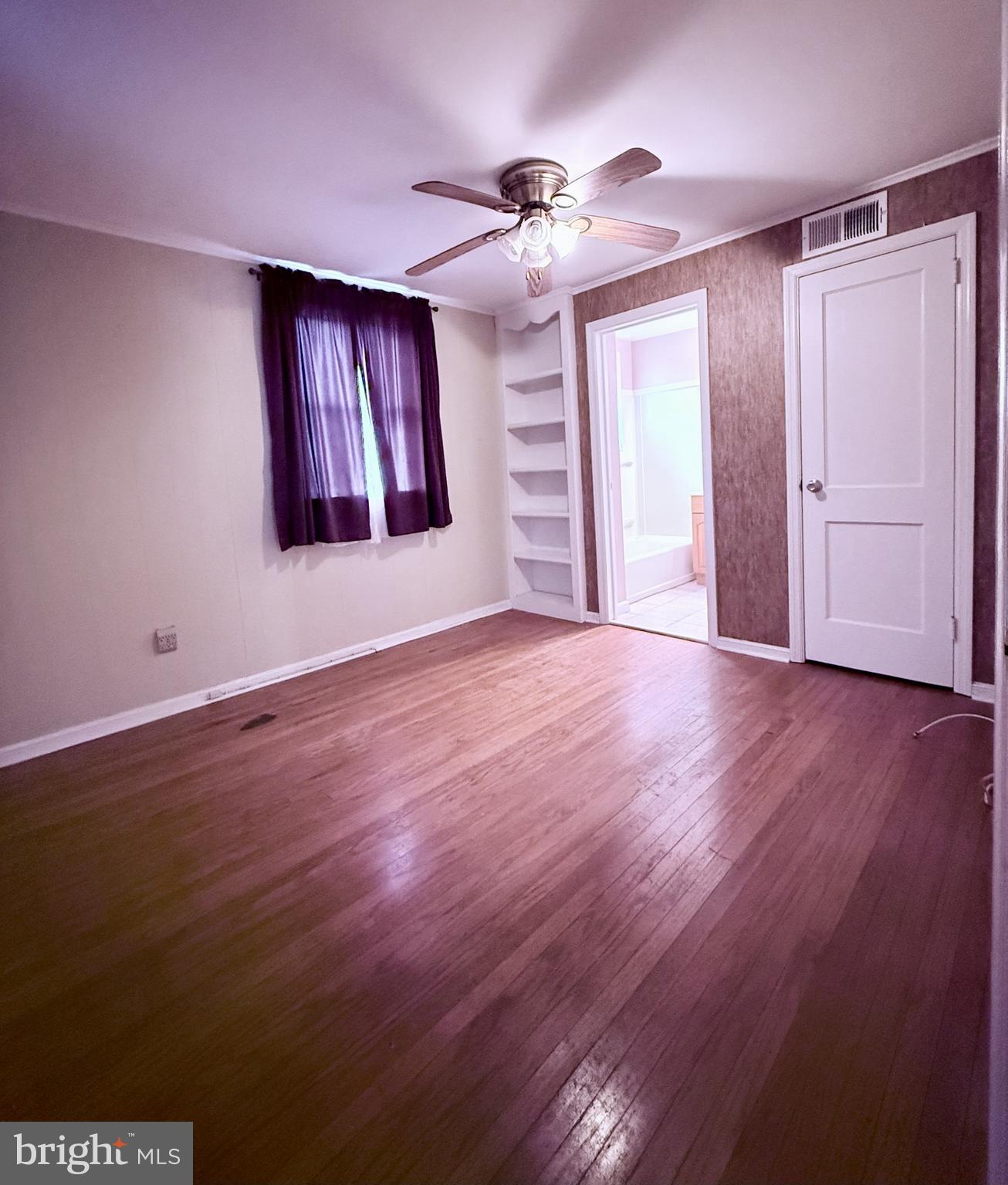 106 BONNET LANE