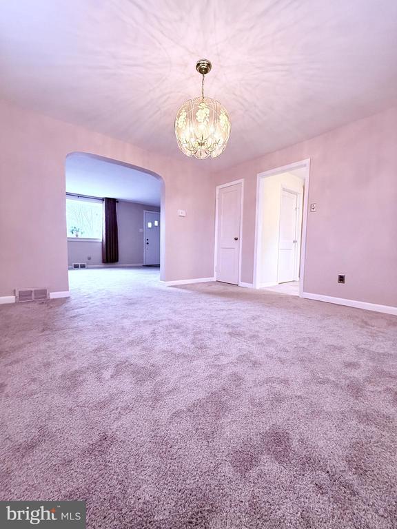106 BONNET LANE