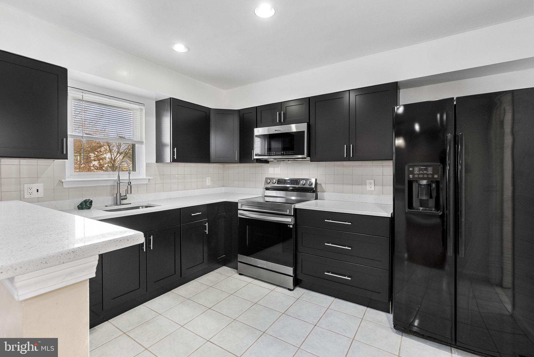 2673 JEAN DRIVE