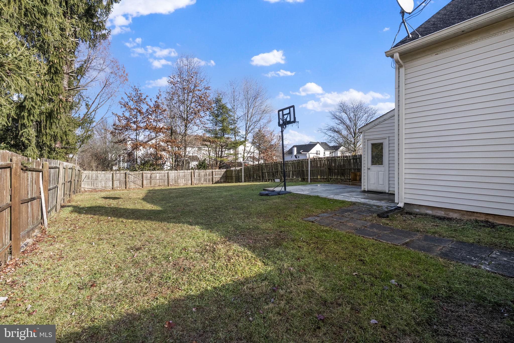2673 JEAN DRIVE