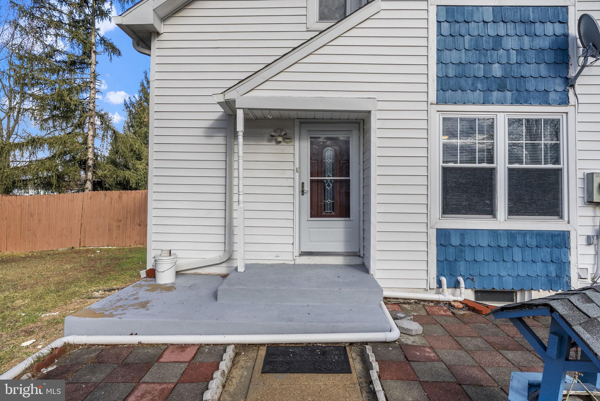 2673 JEAN DRIVE