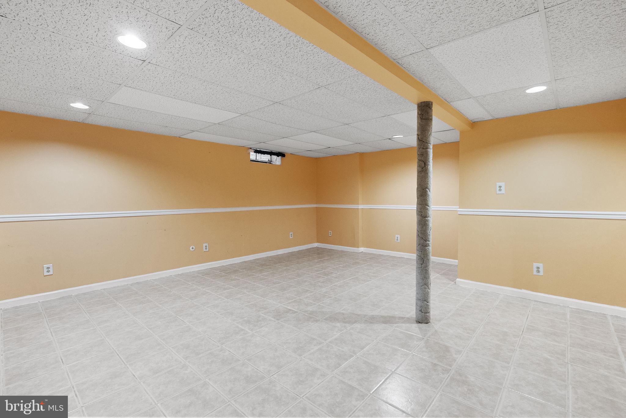 2673 JEAN DRIVE