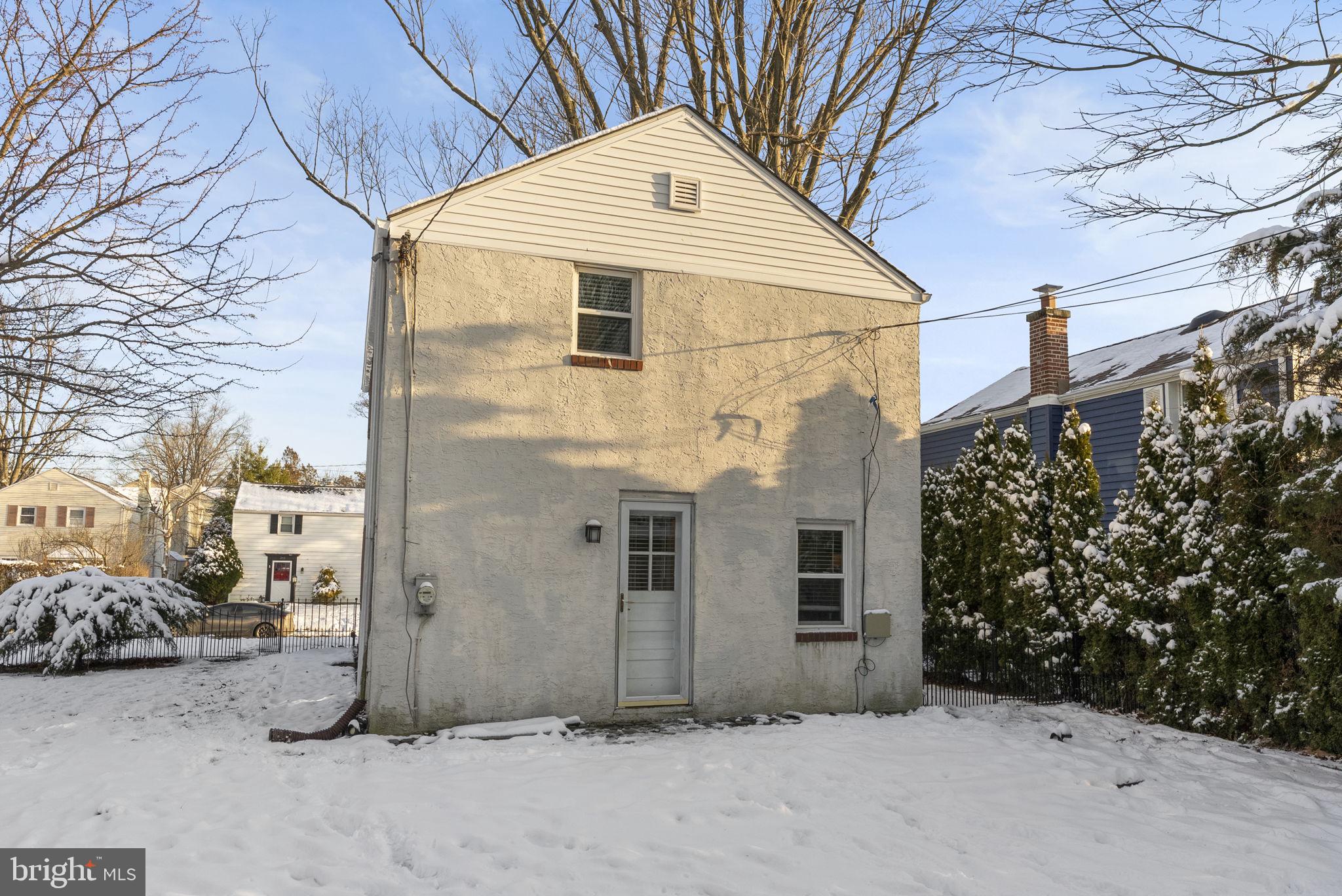 215 ALLISON ROAD