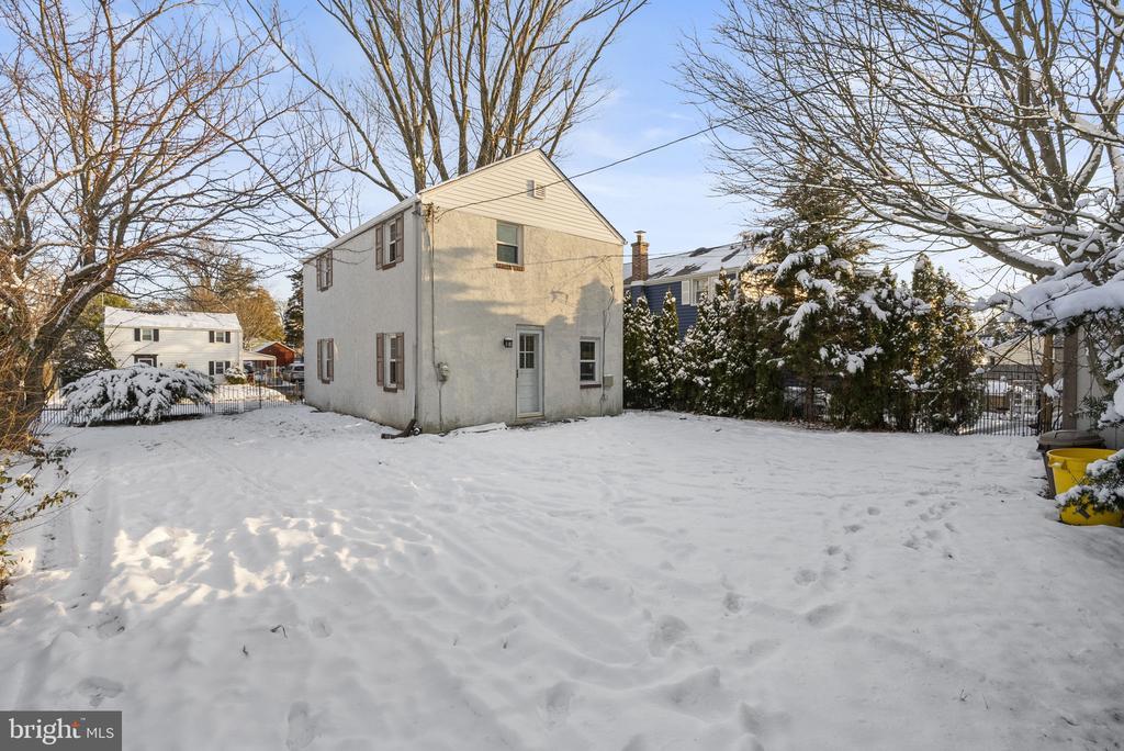 215 ALLISON ROAD