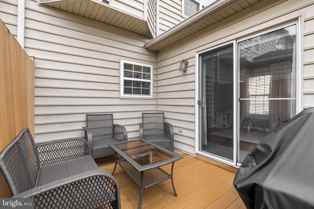 52 ARBOR CIRCLE