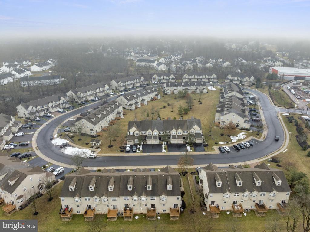 52 ARBOR CIRCLE