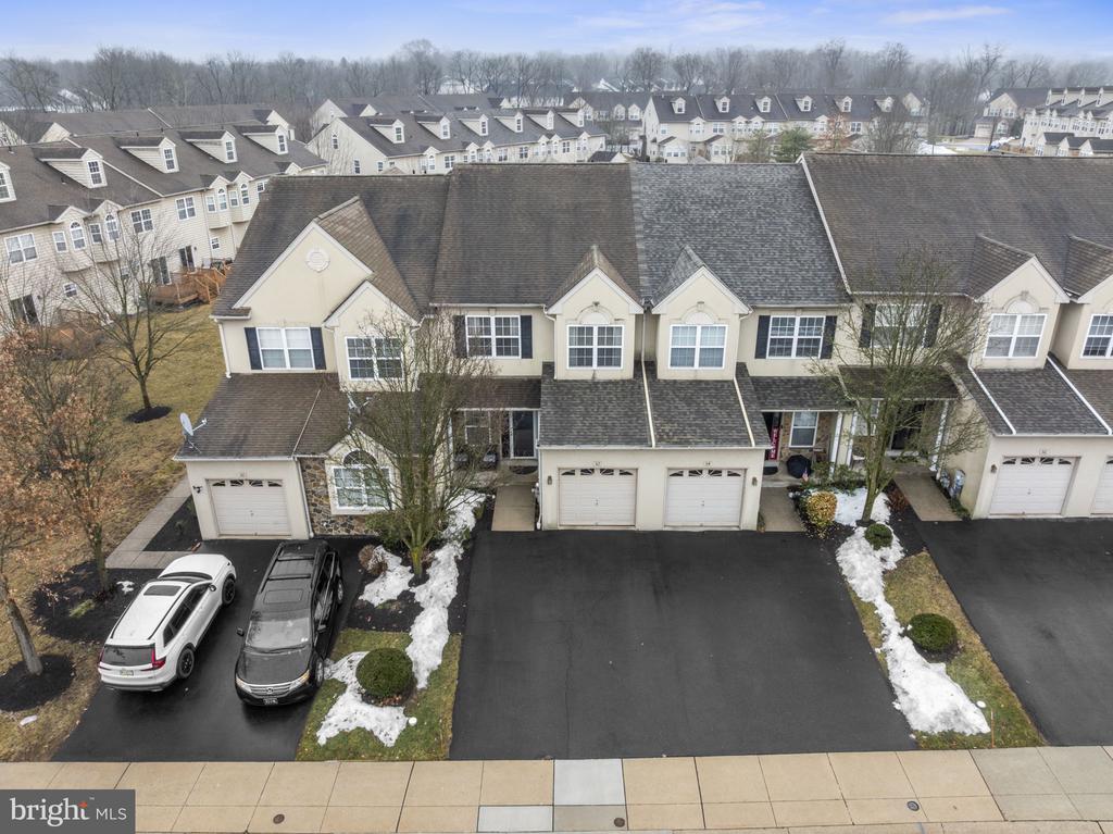 52 ARBOR CIRCLE