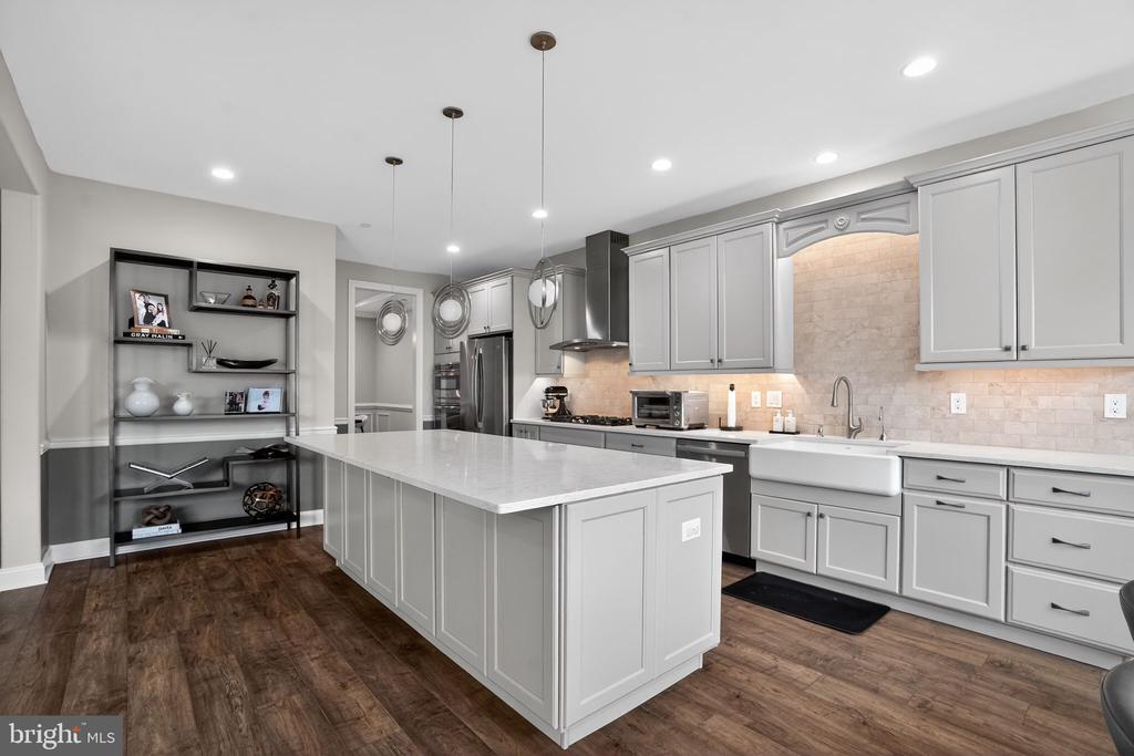 319 WHITEMARSH DRIVE