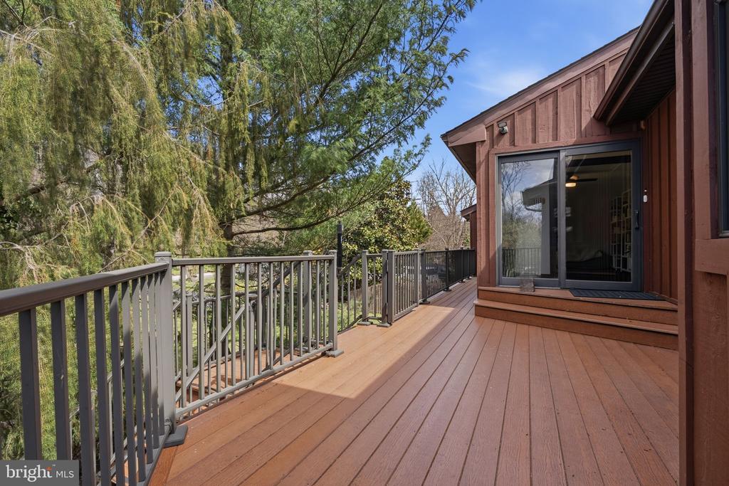 13 W INDIAN LANE