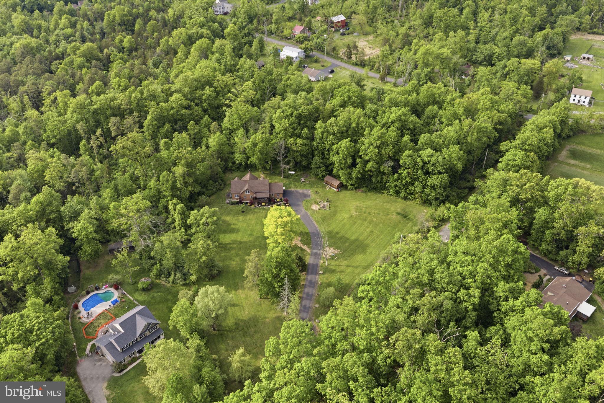 449 HOUSEMAN ROAD