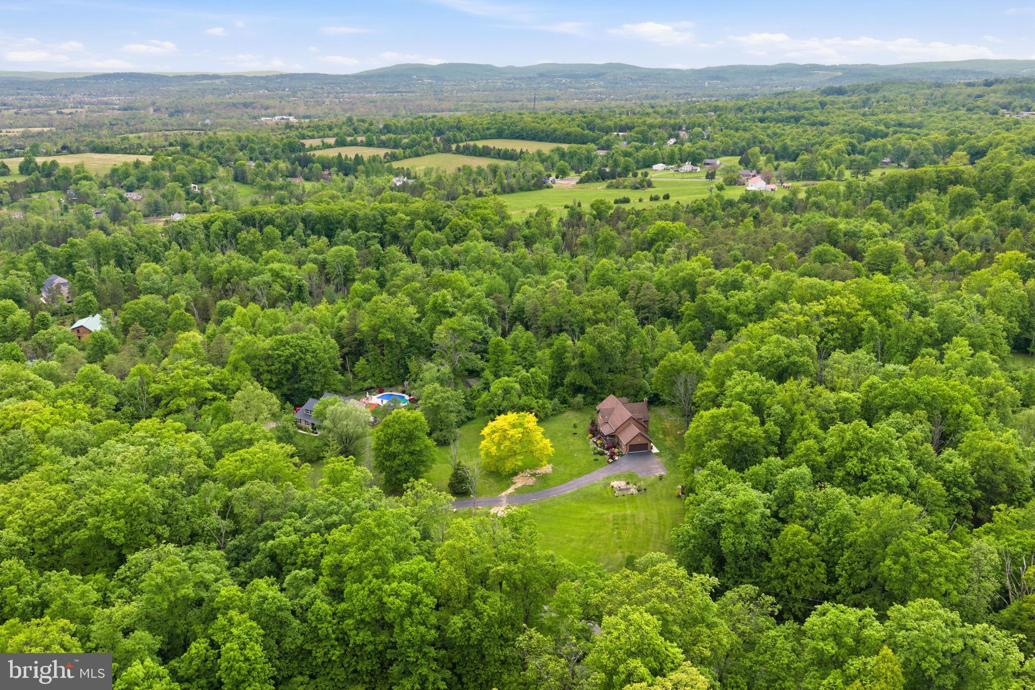 449 HOUSEMAN ROAD