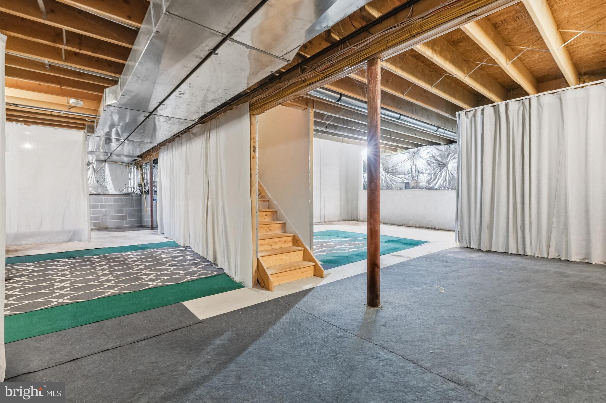 449 HOUSEMAN ROAD