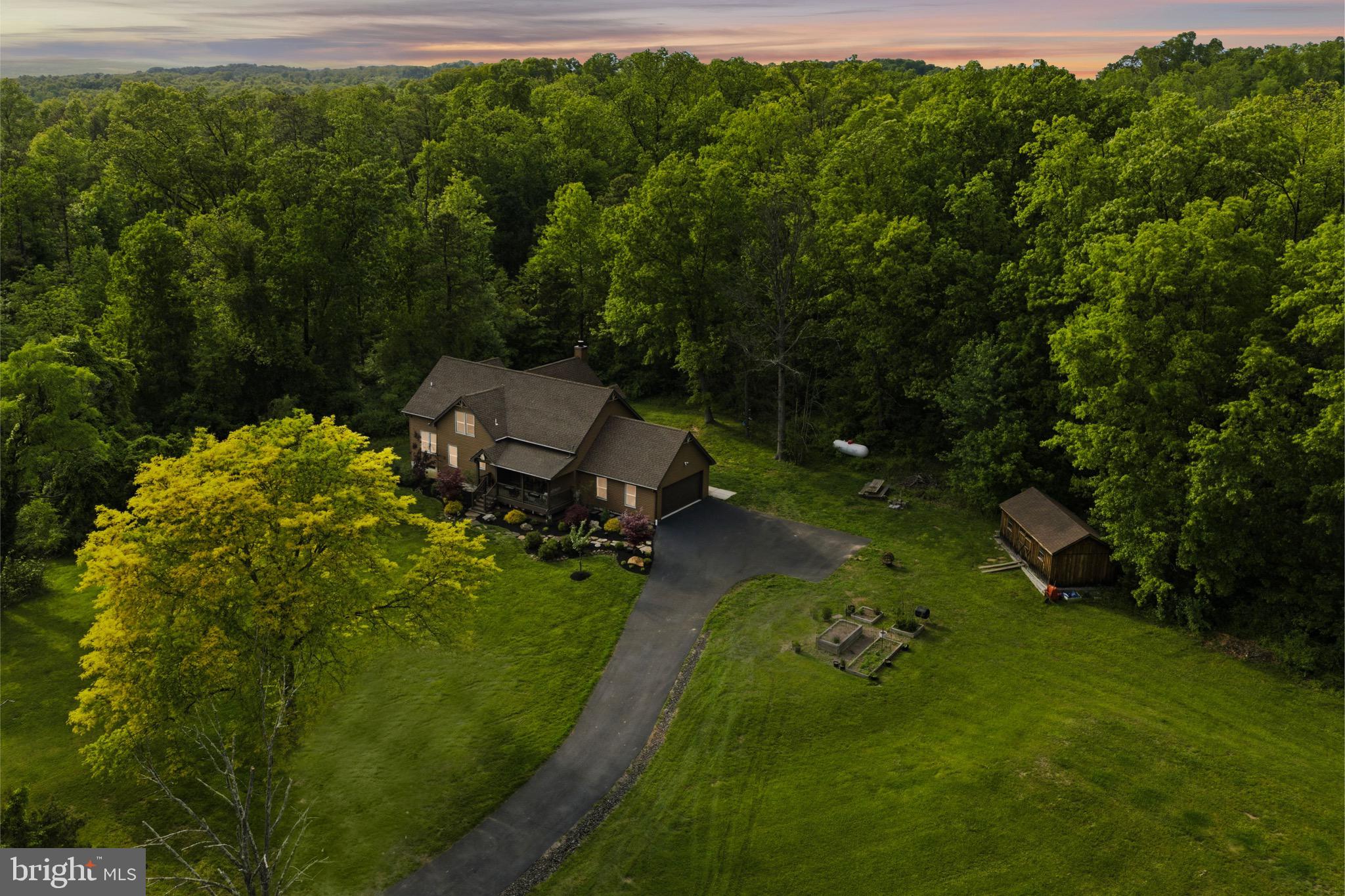 449 HOUSEMAN ROAD