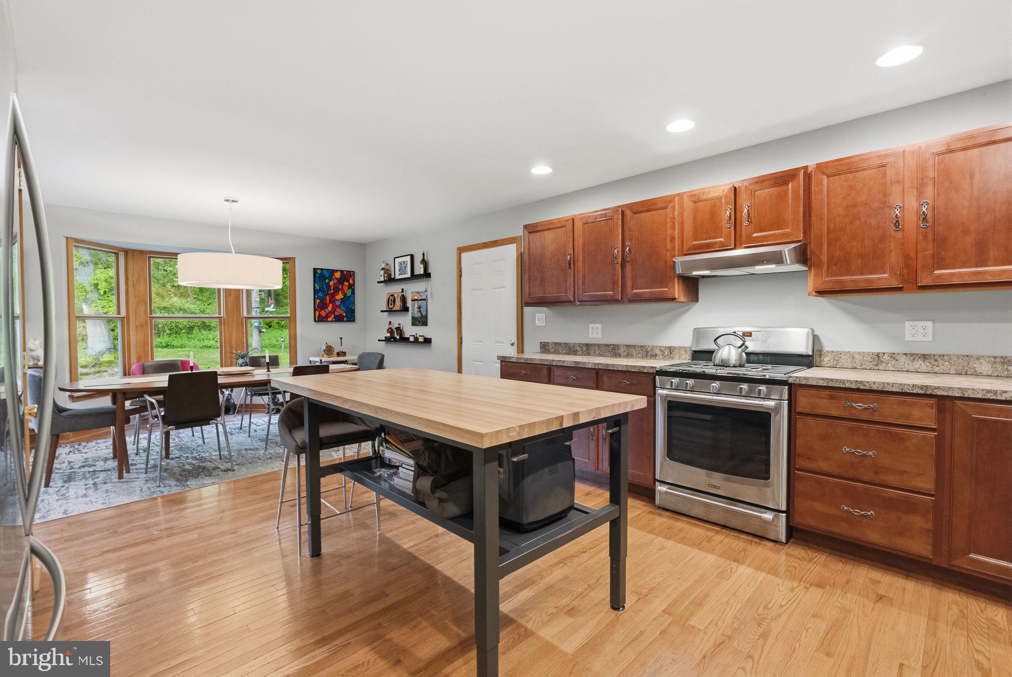 449 HOUSEMAN ROAD