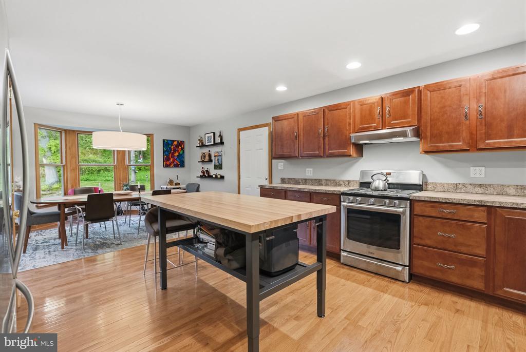449 HOUSEMAN ROAD