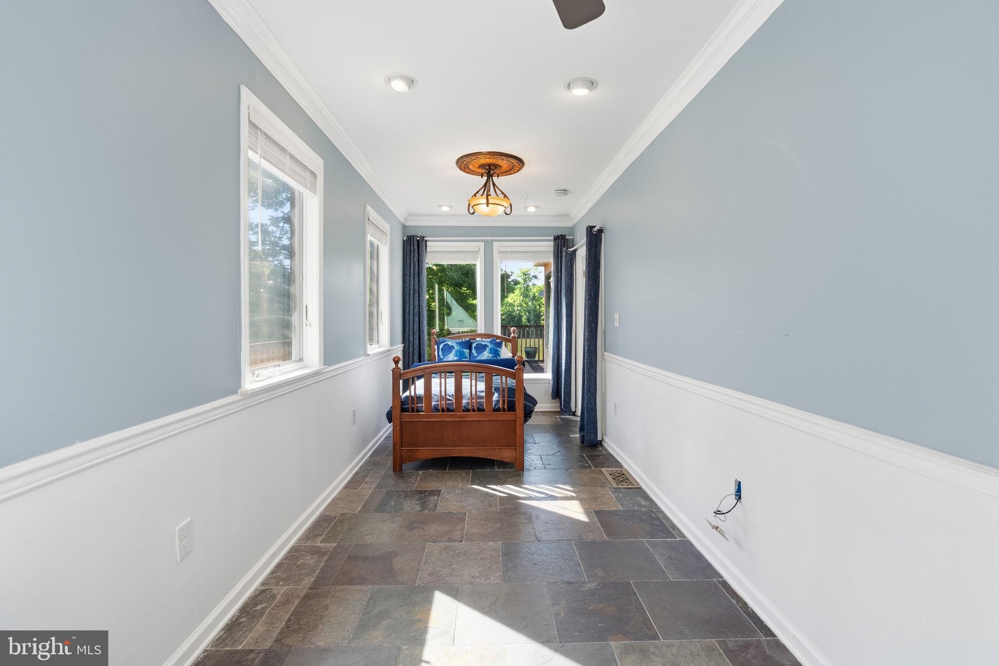 78 W INDIAN LANE