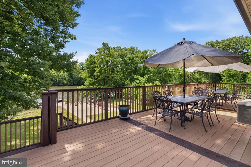 78 W INDIAN LANE