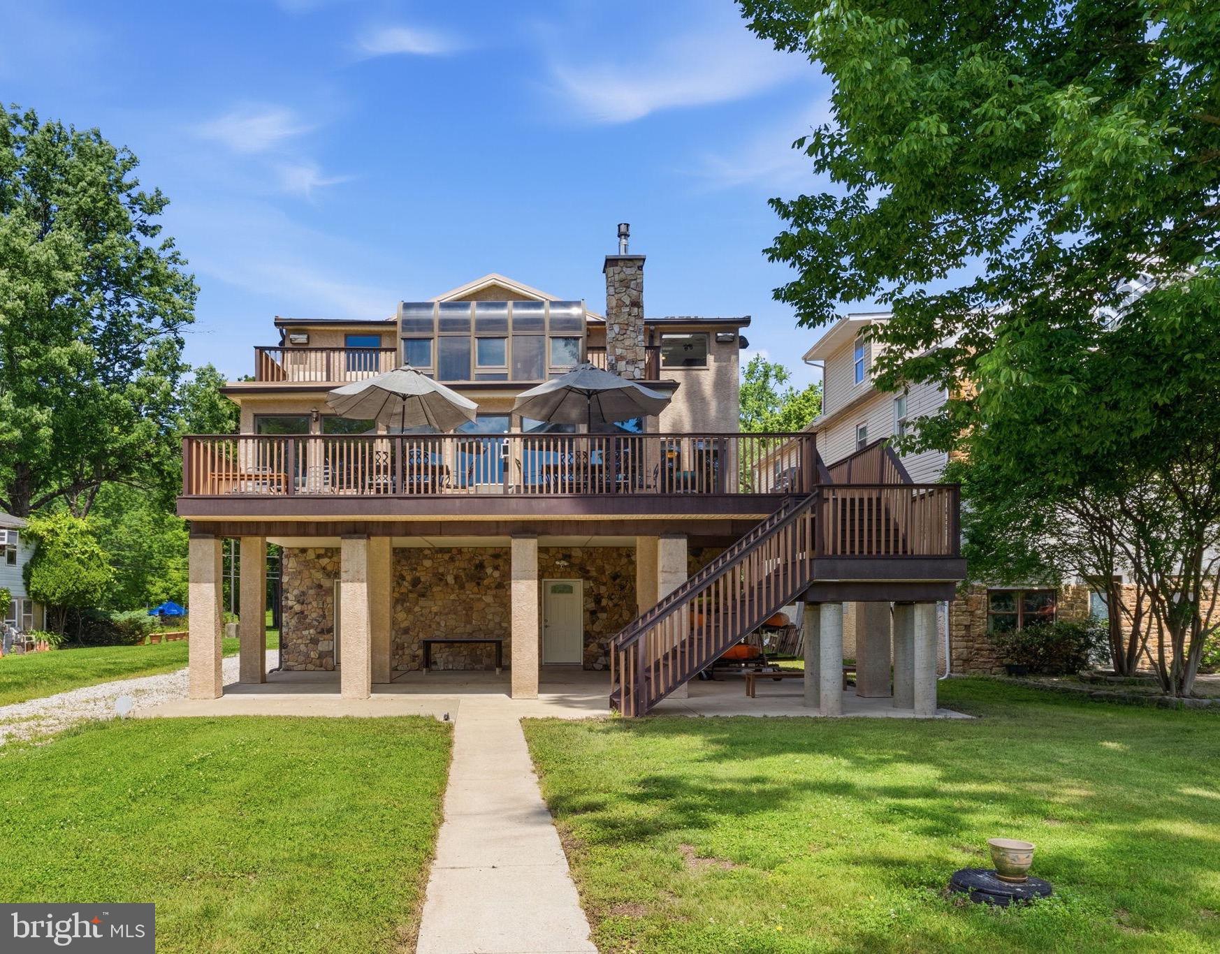 78 W INDIAN LANE