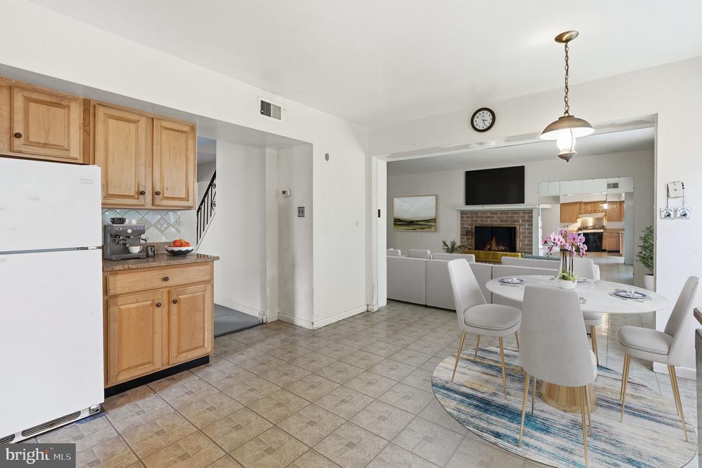 578 COACH ROAD