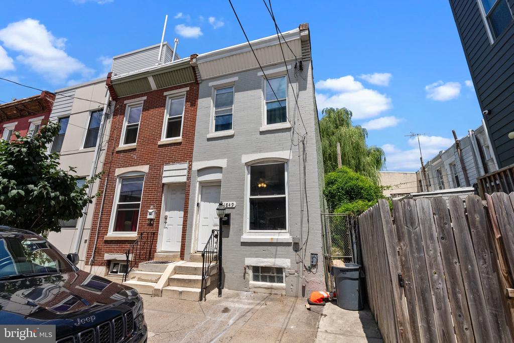 1849 E HAROLD STREET