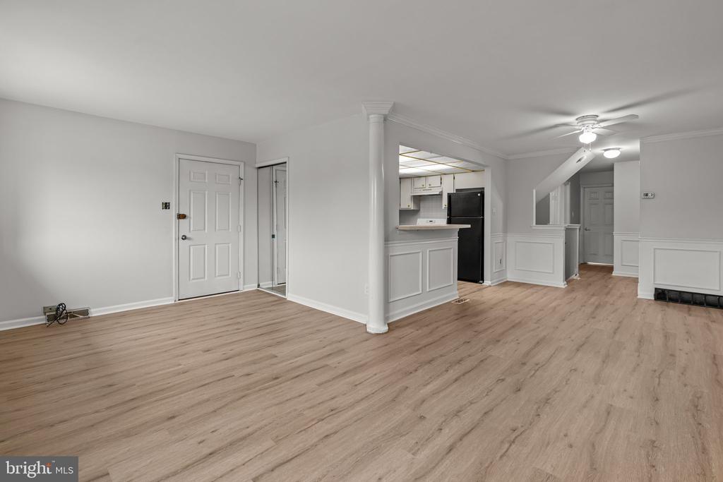 15183 BEVERLY DRIVE