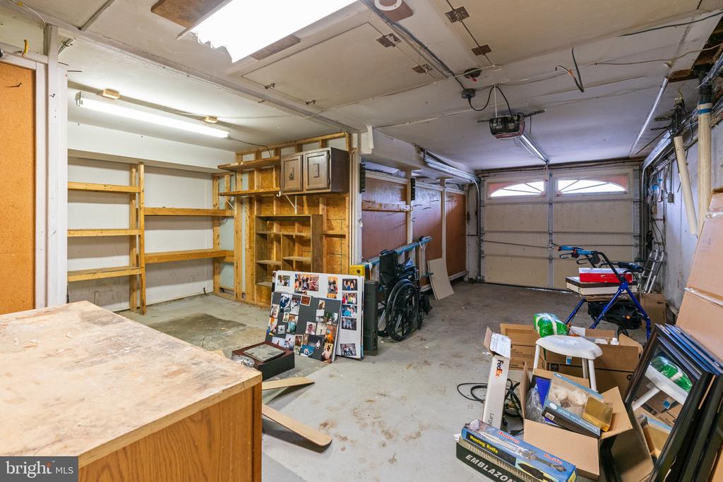 15183 BEVERLY DRIVE