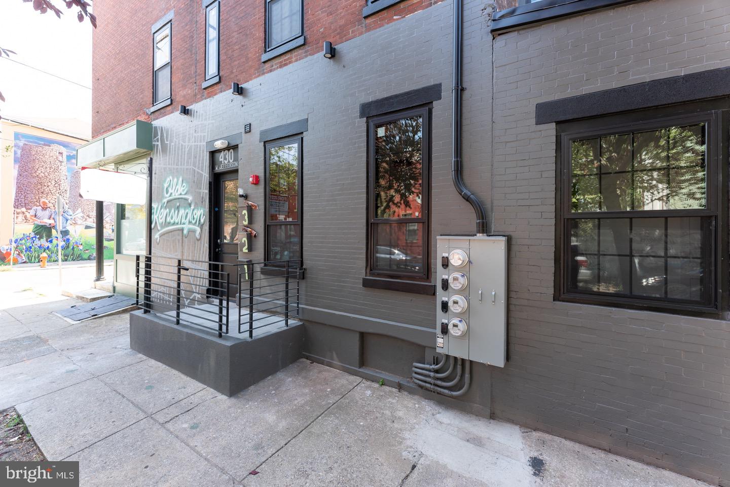 1454 N LAWRENCE STREET