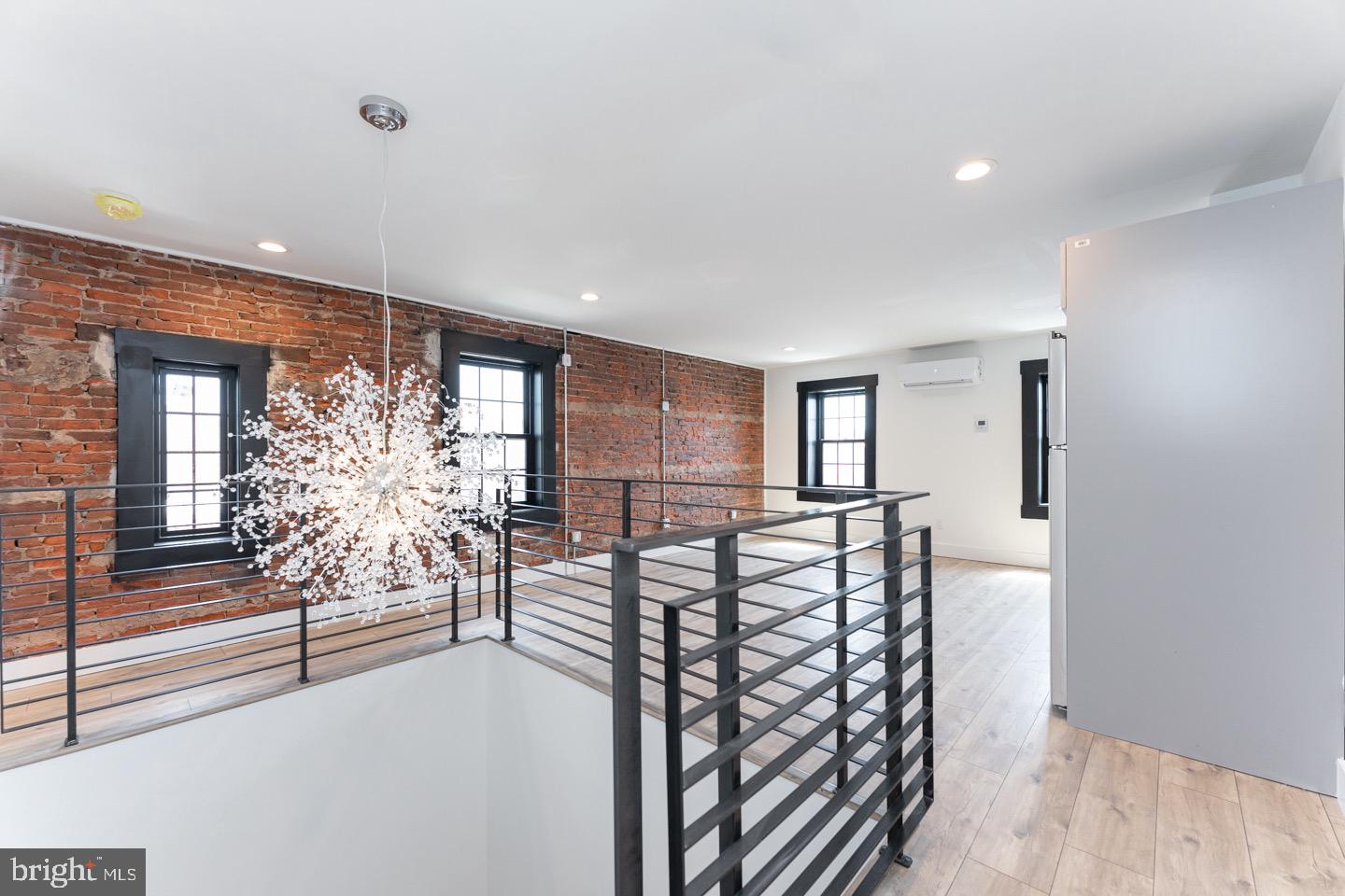 1454 N LAWRENCE STREET