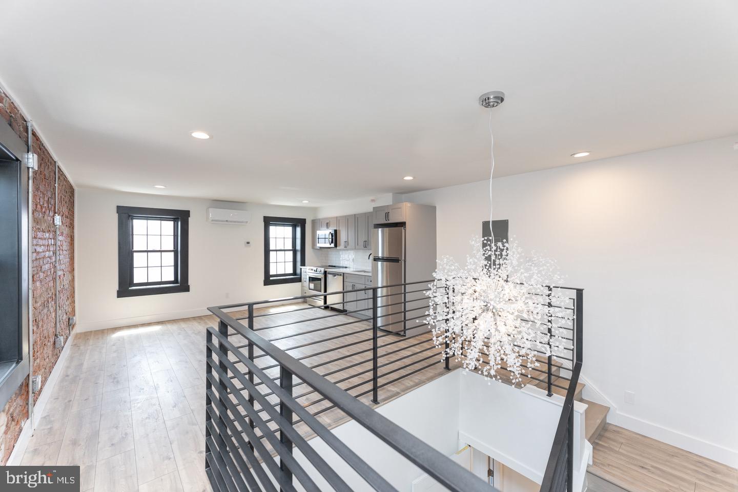 1454 N LAWRENCE STREET