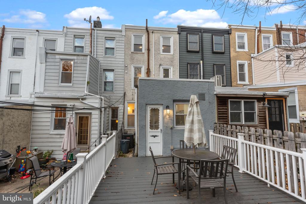 3554 NEW QUEEN STREET