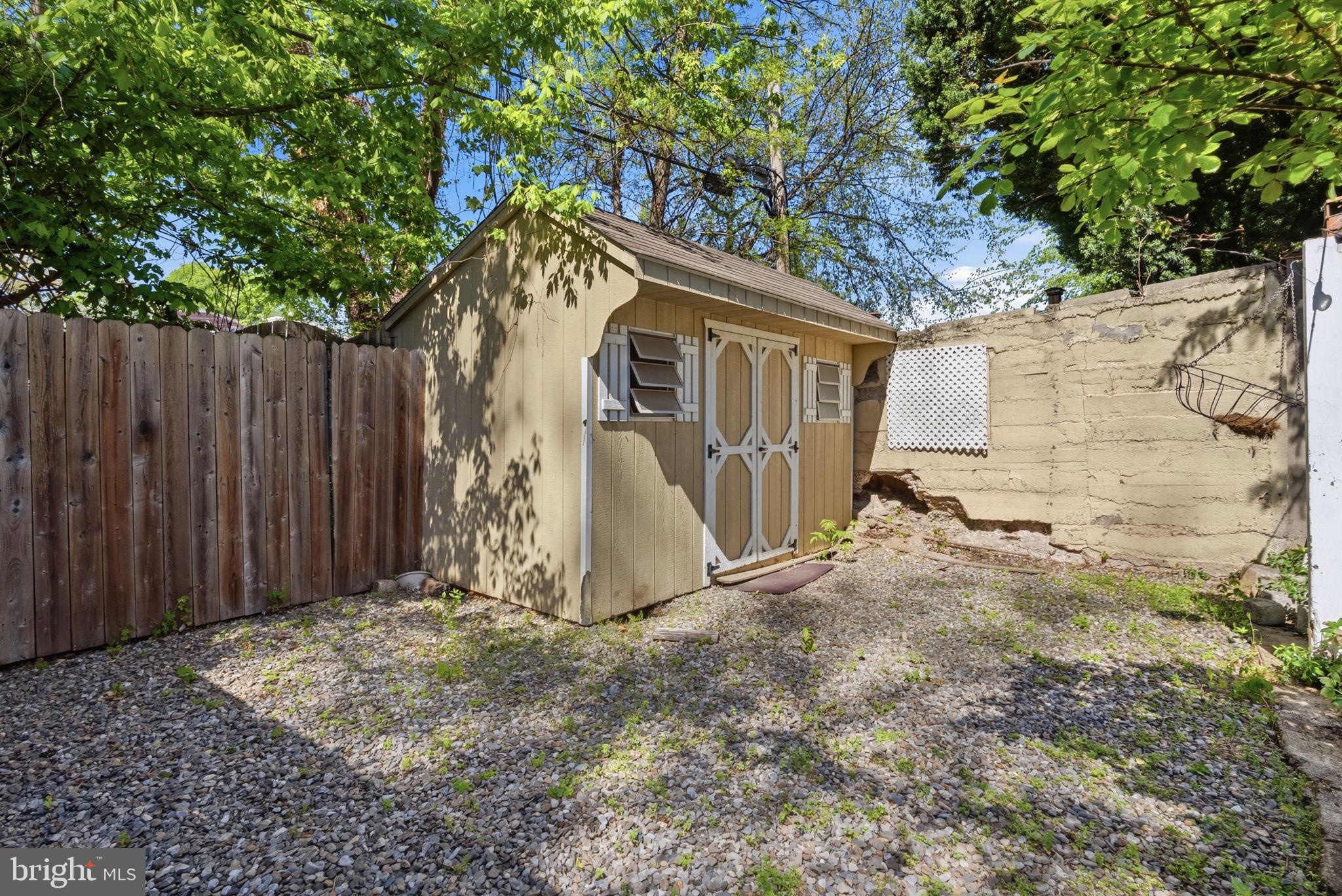 3547 INDIAN QUEEN LANE
