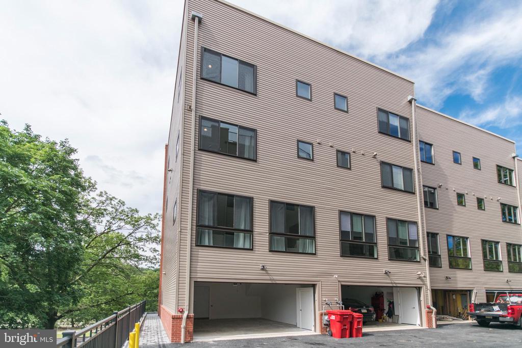 4443 RIVER RIDGE COURT Unit: 13